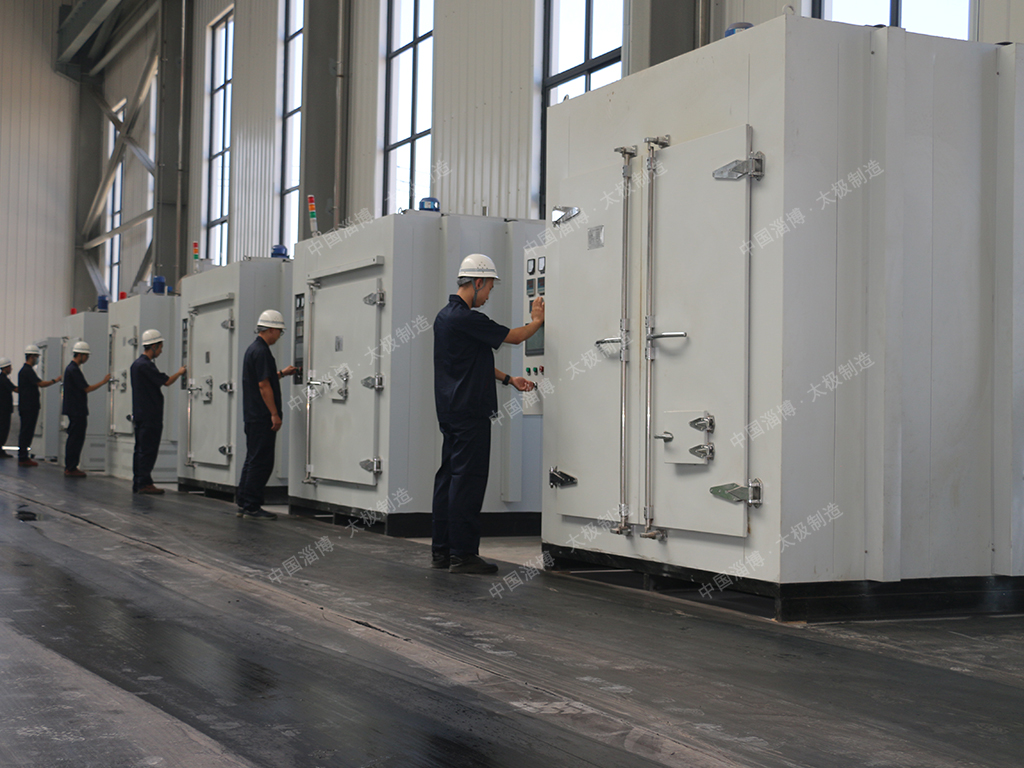 氟塑料設(shè)備電爐車間